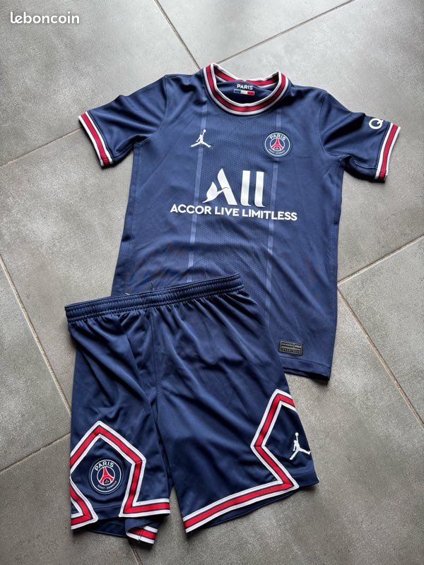 Men's Paris Saint-Germain Home Full Kit - 2021/22 (Shirt & Shorts)
