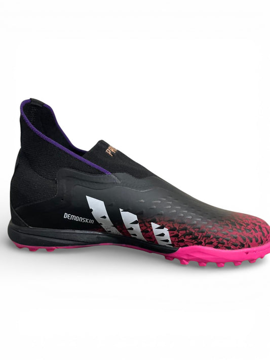 Lightweight Football Shoes with Spikes - Medium Size